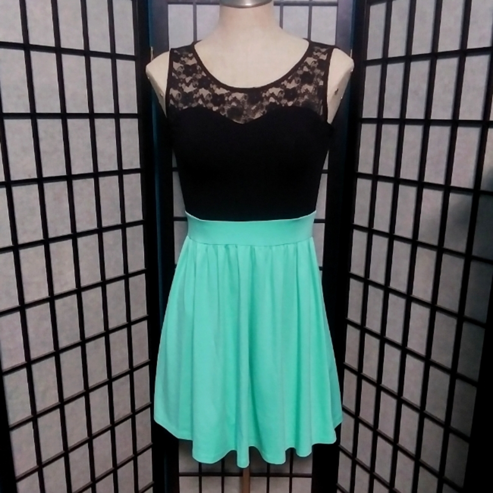 Dress, Mint Green, Black, OUGES, Size Small, Worn once